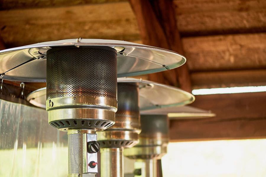 Calientapatios seta imagen de estufa de tipo "seta" exterior para calentar patios vendida por SILVANGAS